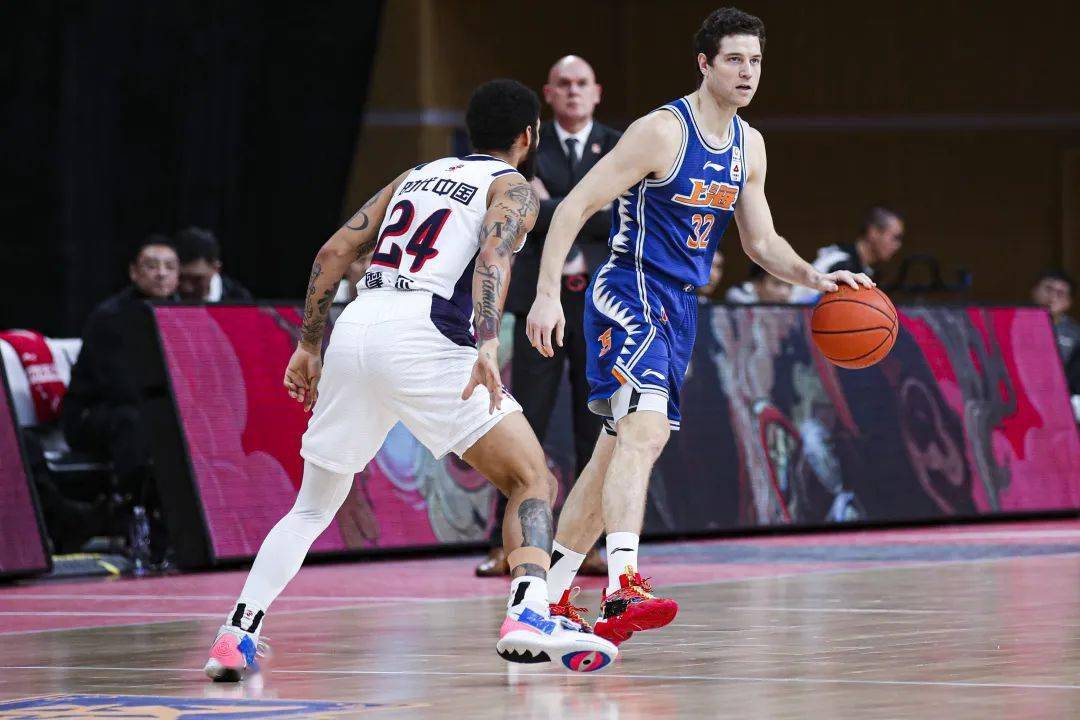 天博官方网站关于从今晨广州队扳平良机到金州勇士转会期主帅复盘，上海久事清晨回应争议的信息