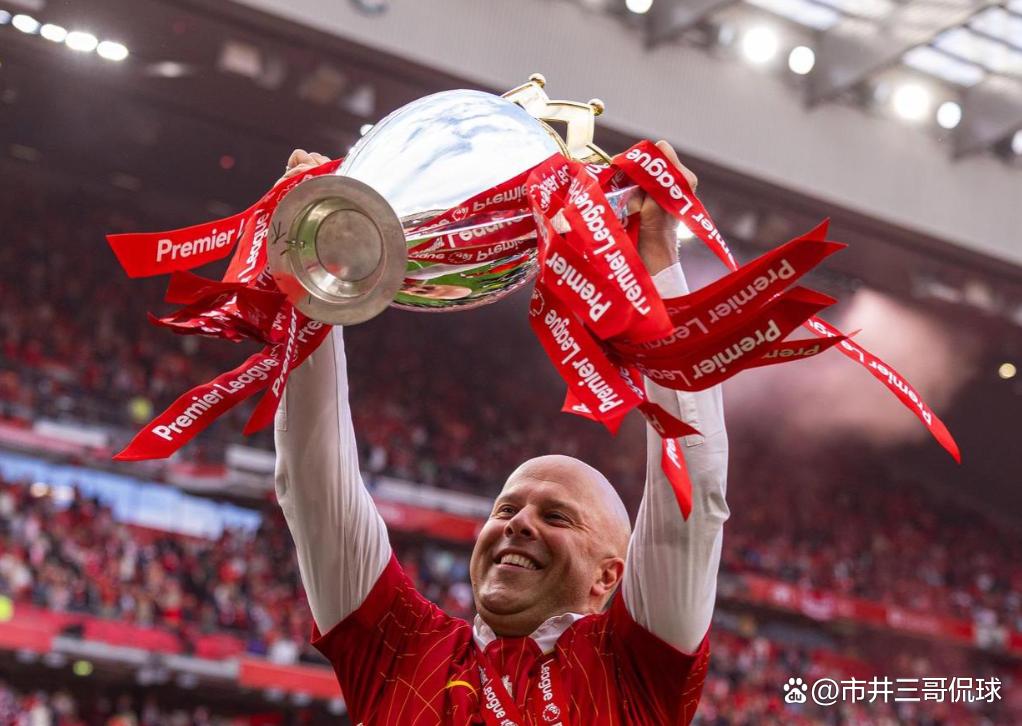 天博官网网址关于萨拉赫与40激战中国队分钟曼联防线松动备战社区盾，现场解说直呼：Ning在FPX比赛中势不可挡的信息